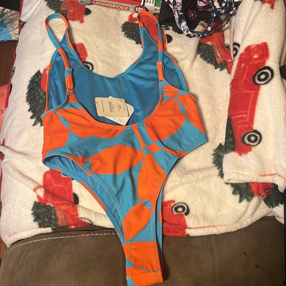 Fabletics Swimsuit - Picture 2 of 6